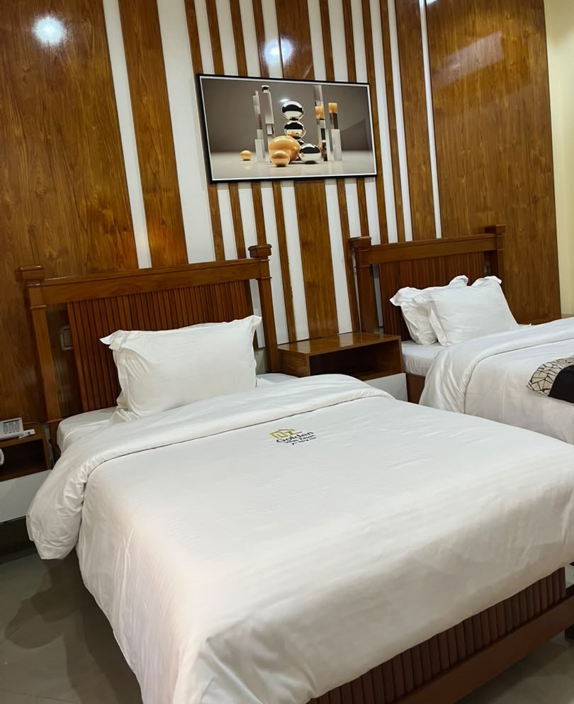 Twin Bed Room